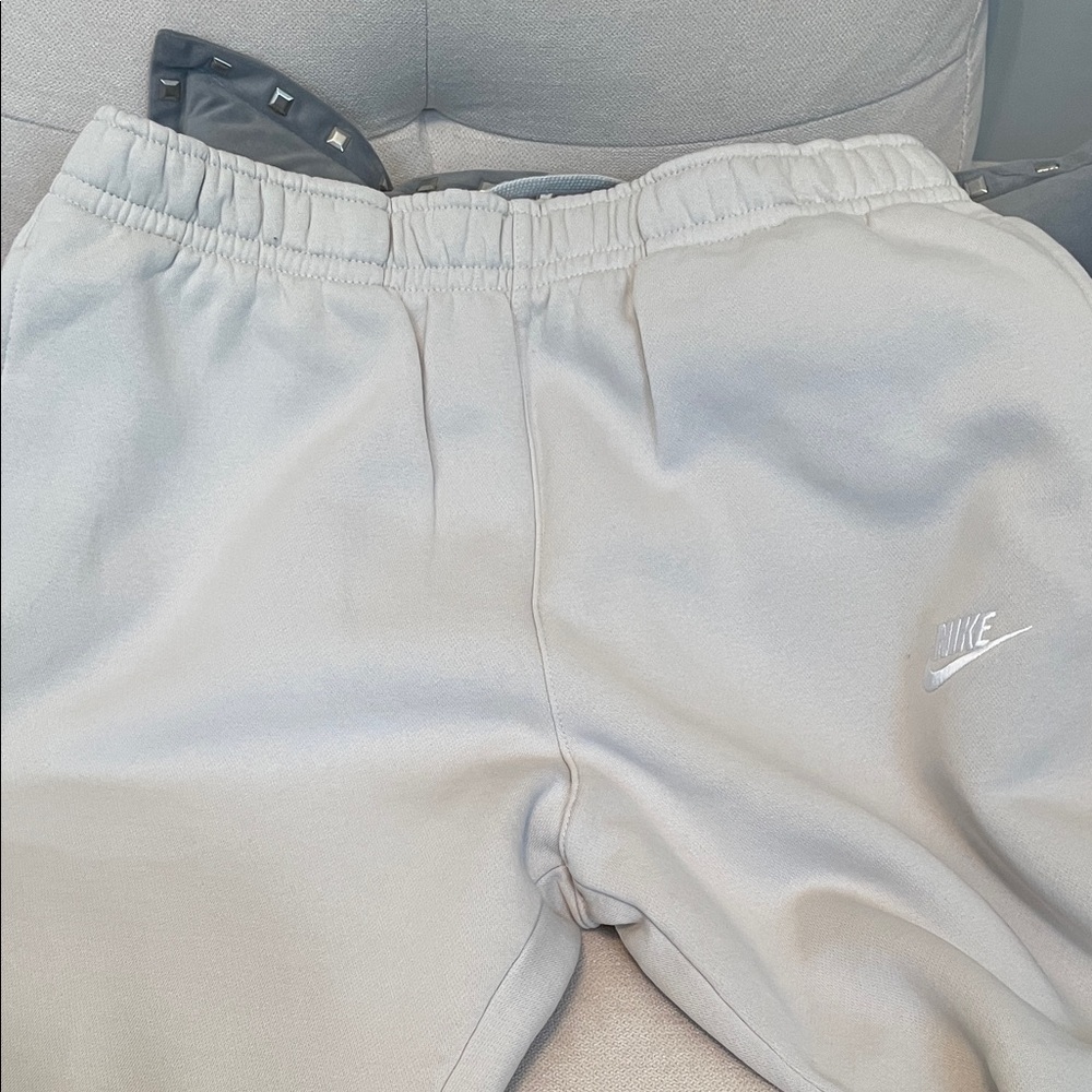 Nike Men’s Soft Beige Joggers L